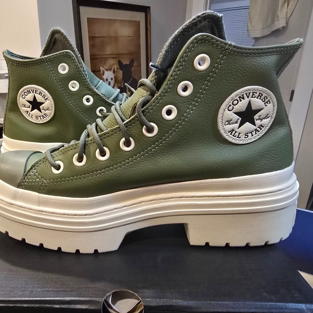 Womens Converse CHUCK TAYLOR ALL STAR LUGGED HEEL PLATFORM LEATHER HI SZ 6 GREEN